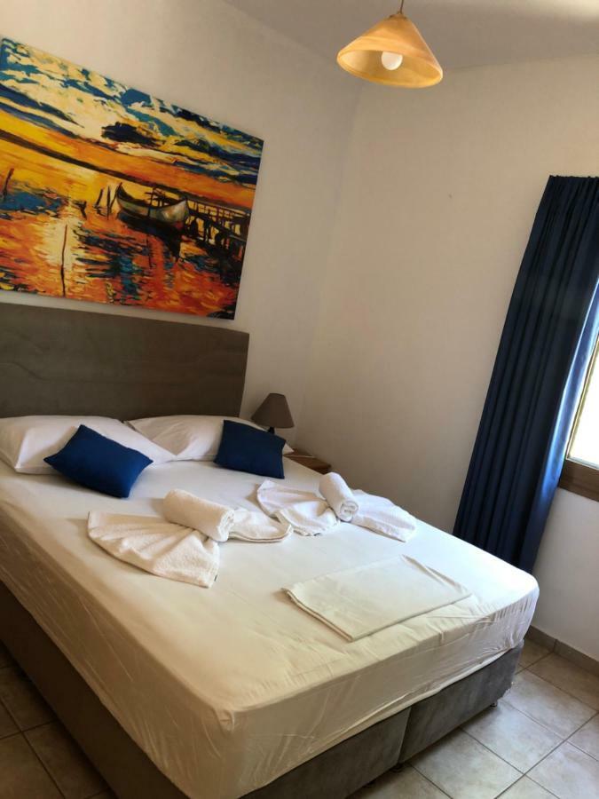Vrisi Apartments & Villa Pitsidia Eksteriør billede